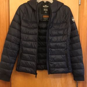 Hollister puffer jacket - navy - womens - size s (small)